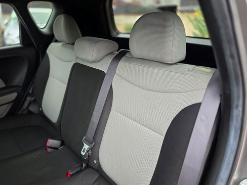 Used 2017 Kia Soul image 24