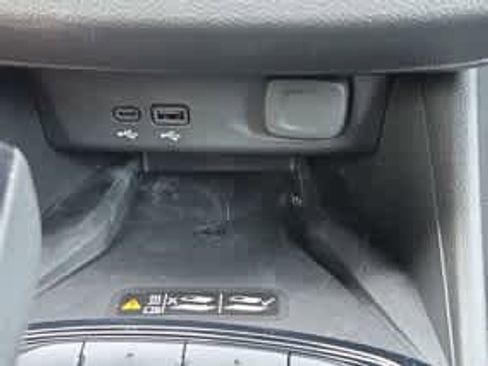 Used 2024 Buick Envista Avenir FWD image 34