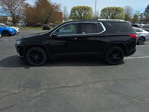 Used 2018 Chevrolet Traverse LT w/ LPO, Black Accent Package image 6