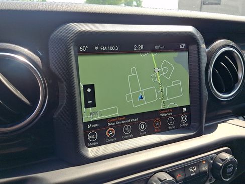 Used 2021 Jeep Wrangler Unlimited Sahara AWD/4WD image 16