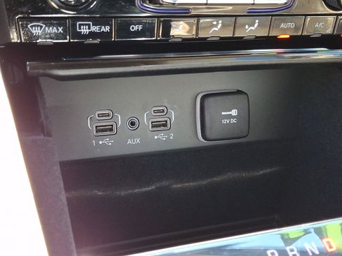 Used 2021 Jeep Grand Cherokee L Limited AWD/4WD image 25