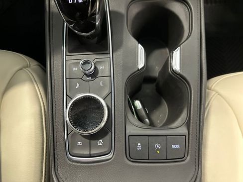 Used 2023 Cadillac XT4 Sport image 20