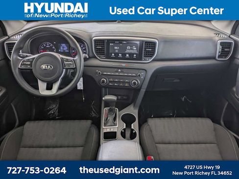 Used 2021 Kia Sportage LX FWD image 16