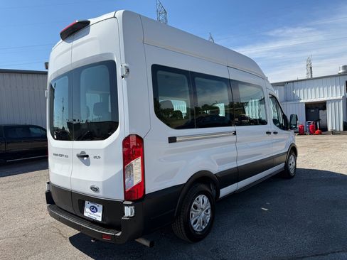 Used 2022 Ford Transit 350 XLT image 5