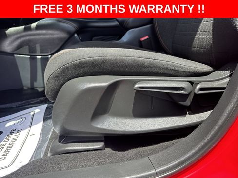 Used 2025 Honda HR-V Sport image 13