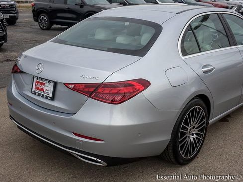 Used 2022 Mercedes-Benz C 300 4MATIC Sedan image 7