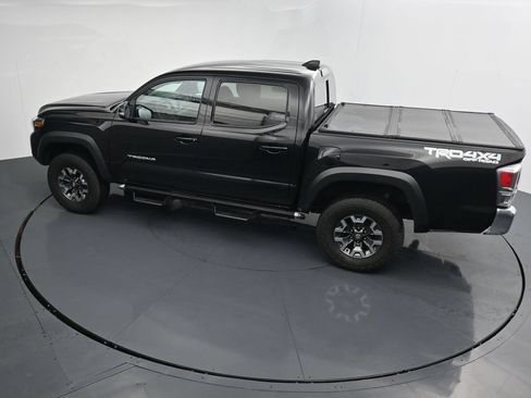 Used 2023 Toyota Tacoma TRD Off-Road AWD/4WD image 27