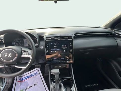 Used 2024 Hyundai Santa Cruz SEL image 11