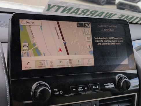 Used 2022 Nissan Armada SV w/ SV Appearance Package image 23