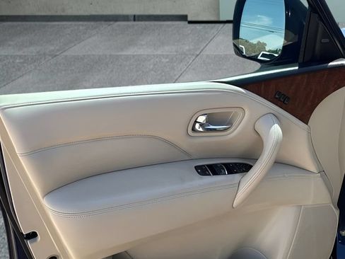 Used 2018 INFINITI QX80 2WD w/ Driver Assistance Package image 11