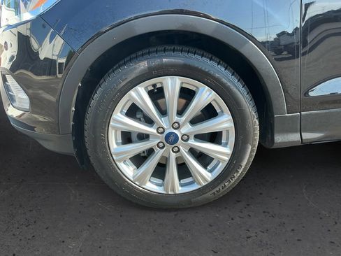 Certified 2019 Ford Escape SEL FWD image 13