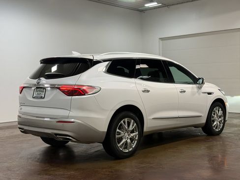 Used 2022 Buick Enclave Premium w/ Experience Buick Package AWD/4WD image 4