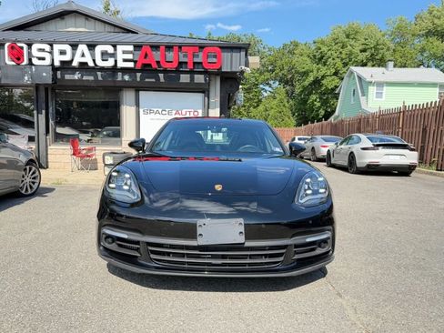 Used 2018 Porsche Panamera 4S AWD/4WD image 2
