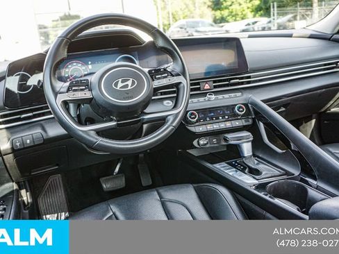 Used 2024 Hyundai Elantra Limited FWD image 24