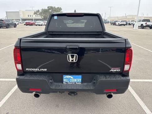 Used 2023 Honda Ridgeline Sport image 4