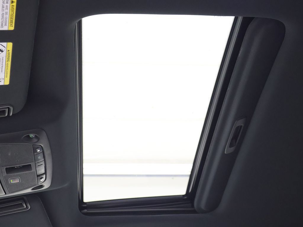 Used 2024 INFINITI QX80 Sensory AWD/4WD image 28
