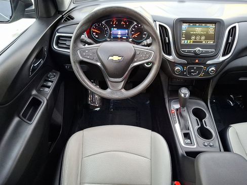 Used 2019 Chevrolet Equinox LT image 11