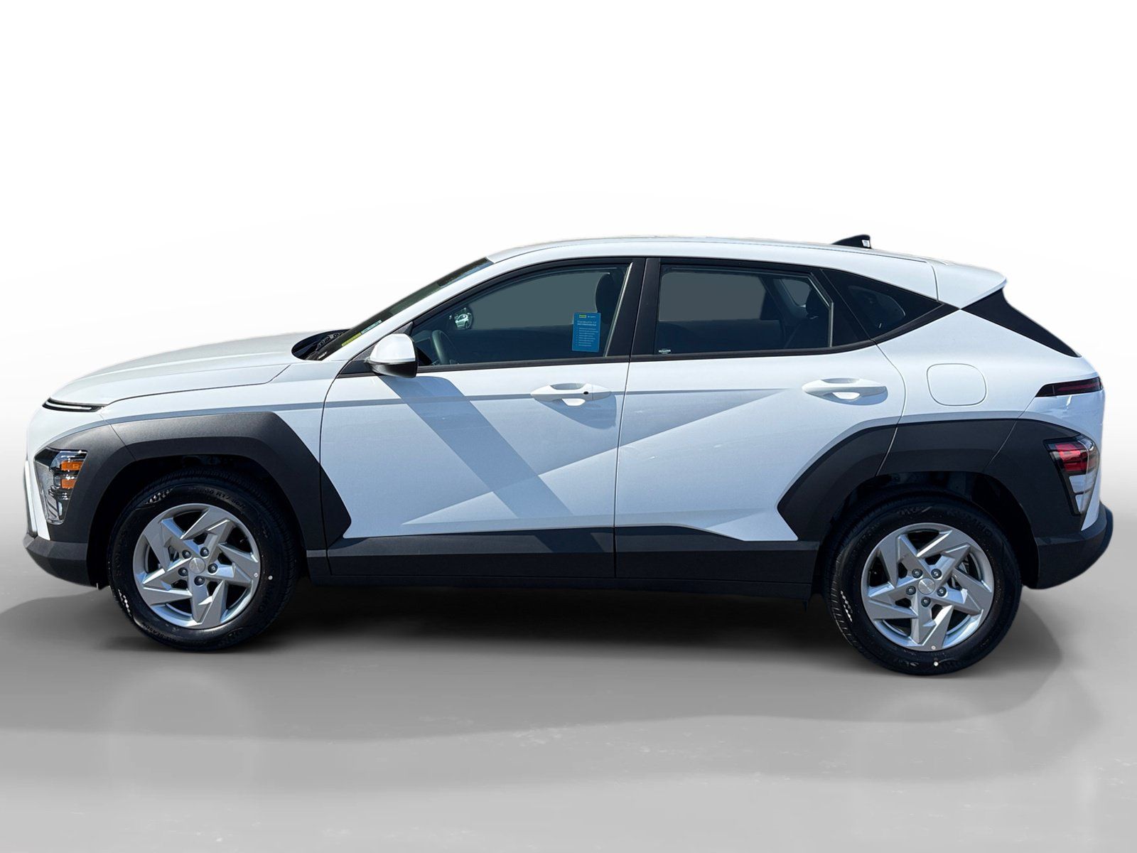 Certified 2026 Hyundai Kona SE FWD image 2