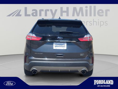 Used 2019 Ford Edge SEL w/ Equipment Group 201A AWD/4WD image 4