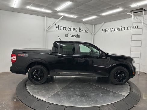 Used 2022 Ford Maverick Lariat w/ Lariat Luxury Package image 8