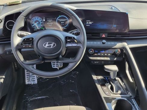 Certified 2026 Hyundai Elantra Sport w/ Cargo Package FWD image 6