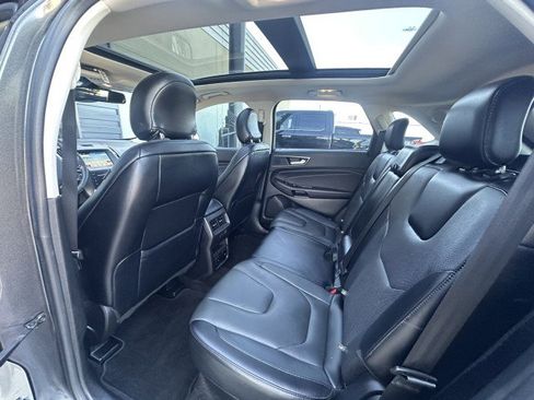 Used 2018 Ford Edge Titanium w/ Equipment Group 301A image 15