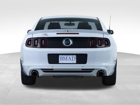 Used 2014 Ford Mustang GT Premium image 11