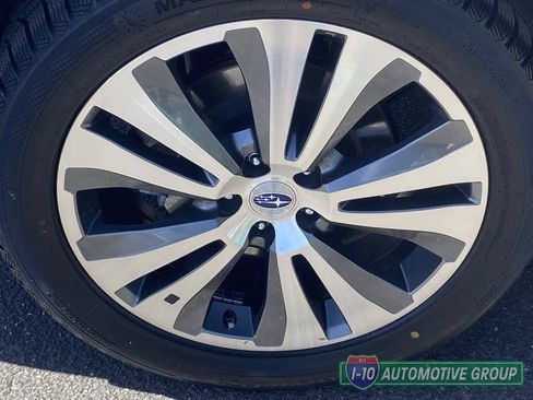Used 2019 Subaru Ascent Limited w/ Popular Package #3 AWD/4WD image 8