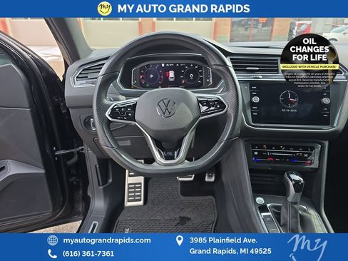 Used 2022 Volkswagen Tiguan SEL R-Line image 13