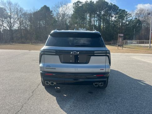 New 2026 Chevrolet Traverse RS w/ LPO, Illumination Package image 7