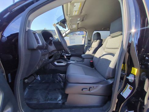 New 2026 Nissan Frontier SV w/ Tow Package image 12