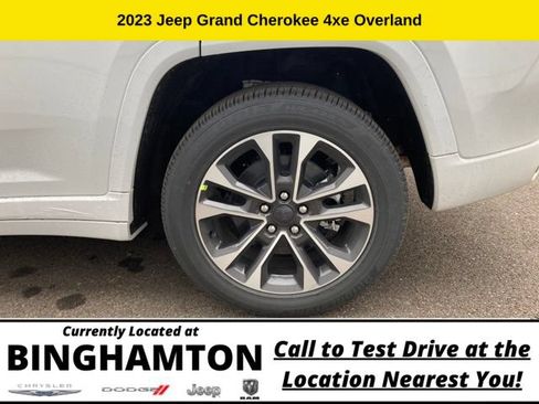 New 2023 Jeep Grand Cherokee Overland w/ Luxury Tech Group IV AWD/4WD image 31