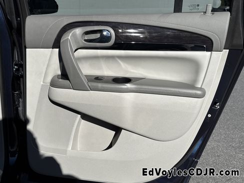 Used 2016 Buick Enclave Premium w/ Experience Buick Package image 22