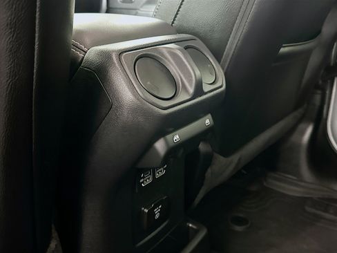 Used 2023 Jeep Wrangler Sahara w/ Cold Weather Group AWD/4WD image 26