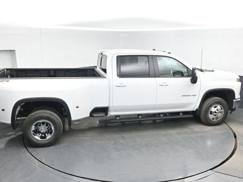 New 2026 Chevrolet Silverado 3500 LT image 38