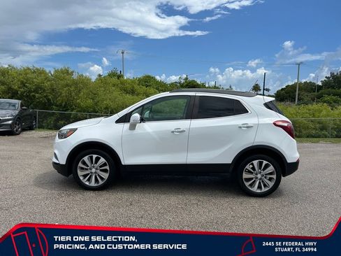 Used 2019 Buick Encore Preferred w/ Safety Package FWD image 8