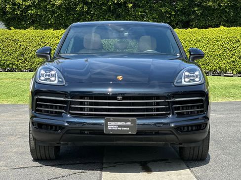 Certified 2023 Porsche Cayenne AWD/4WD image 11