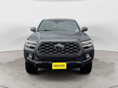 Used 2021 Toyota Tacoma TRD Off-Road w/ Technology Package AWD/4WD image 8