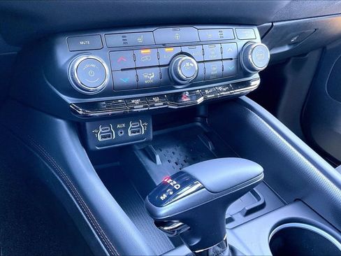 New 2026 Dodge Durango GT w/ Blacktop Package AWD/4WD image 12