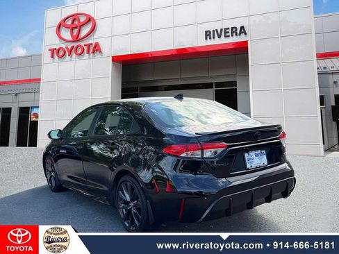 Used 2023 Toyota Corolla SE w/ Carpet Mat Package (TMS) FWD image 7