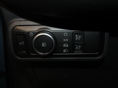 Used 2025 Ford Explorer ST-Line image 10