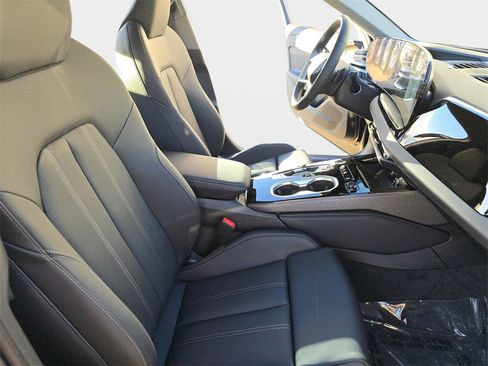 New 2026 Audi A6 Premium Plus image 10