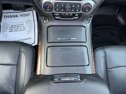 Used 2017 Chevrolet Tahoe Premier RWD image 32
