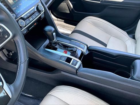 Used 2020 Honda Civic EX-L image 16