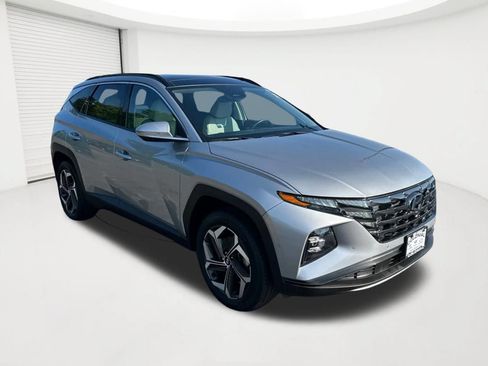 Used 2023 Hyundai Tucson Limited AWD/4WD image 3