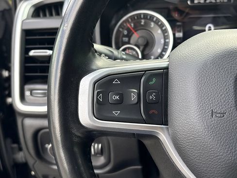 Used 2022 RAM 1500 Big Horn AWD/4WD image 7