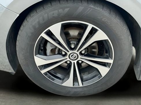 Used 2022 Nissan Sentra SV image 18