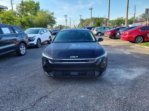Used 2025 Kia K4 LXS image 5