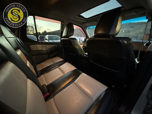 Used 2009 Ford Explorer Sport Trac Limited image 18