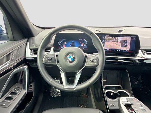 Used 2025 BMW X1 xDrive28i w/ Technology Package AWD/4WD image 17